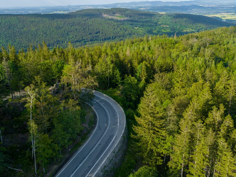 Wieża widokowa na Zakręcie Śmierci. Śmiały projekt wzbudza kontrowersje