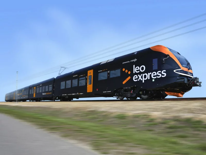 „Jedno z najdłuższych połączeń kolejowych Europy”. Nowy pociąg z Polski