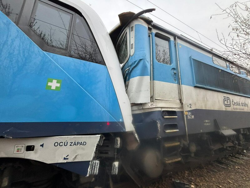 Zderzenie pociągów w Czechach. Kilkadziesiąt osób rannych