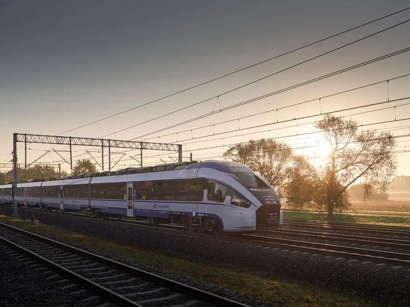 Ponad milion pasażerów w cztery dni. Te trasy były hitem listopadówki