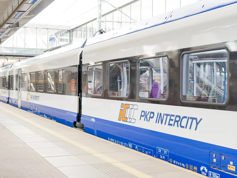 Piękne miasta z PKP taniej o minimum 21 proc. Bilety już w sprzedaży